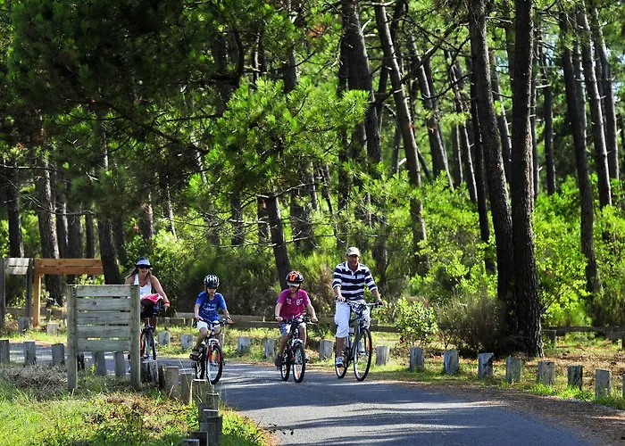 منتجع Vtf La Forestiere لاكانو